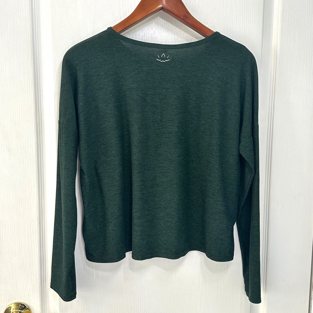 Beyond Yoga Womens Forest Green Heathered Long Sleeve Top LWSD7557 Medium - Picture 3 of 9